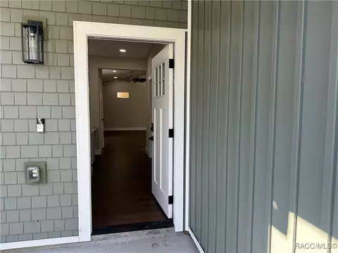 6396 W Flanders Ln, Crystal River, FL 34429