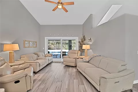 Living - 482 N Indianapolis Ave, Hernando, FL 34442 photo 2 of 3