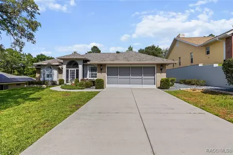 6215 N Whispering Oak Loop, Beverly Hills, FL 34465