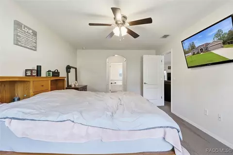 Bedroom - 1576 E Cleveland St, Hernando, FL 34442 photo 2 of 5
