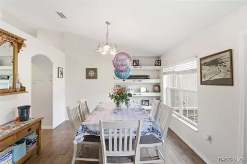 Dining - 1576 E Cleveland St, Hernando, FL 34442 photo 1 of 2