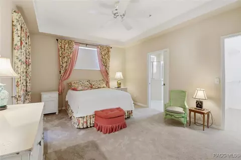 Bedroom - 906 W Silver Meadow Loop, Hernando, FL 34442 photo 5 of 6