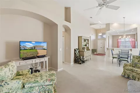Living - 906 W Silver Meadow Loop, Hernando, FL 34442 photo 2 of 4