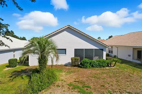 Exterior - 906 W Silver Meadow Loop, Hernando, FL 34442 photo 7 of 7