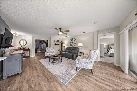 Living - 9482 SW 93rd Loop, Ocala, FL 34481 photo 2 of 2