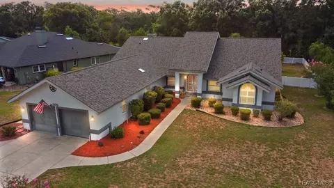 105 Douglas St, Homosassa, FL 34446