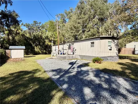 22 Pine St, Inglis, FL 34449 photo 3