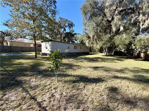 22 Pine St, Inglis, FL 34449 photo 7