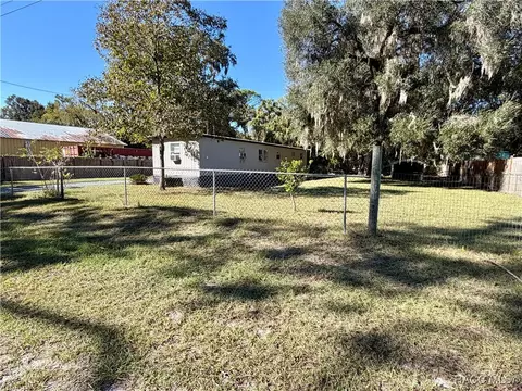 22 Pine St, Inglis, FL 34449 photo 9