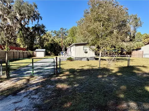 22 Pine St, Inglis, FL 34449 photo 10