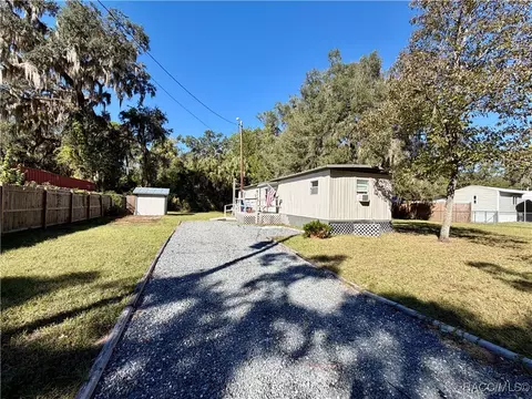 22 Pine St, Inglis, FL 34449 photo 5