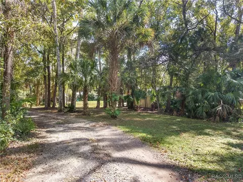 Exterior - 90 Winding River Ln, Inglis, FL 34449 photo 17 of 26