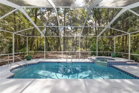 Exterior - 90 Winding River Ln, Inglis, FL 34449 photo 4 of 26