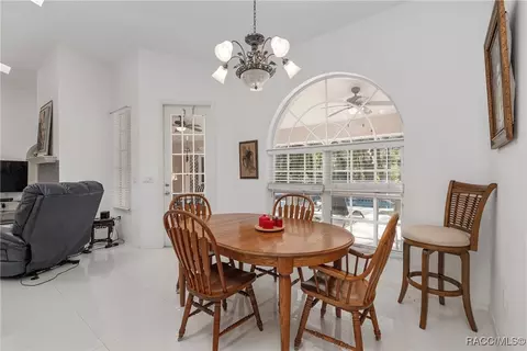Dining - 90 Winding River Ln, Inglis, FL 34449 photo 5 of 5
