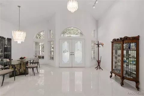 Entry Way - 90 Winding River Ln, Inglis, FL 34449 photo 2 of 7