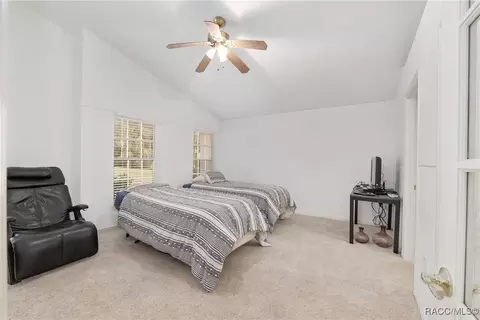 Bedroom - 90 Winding River Ln, Inglis, FL 34449 photo 8 of 9