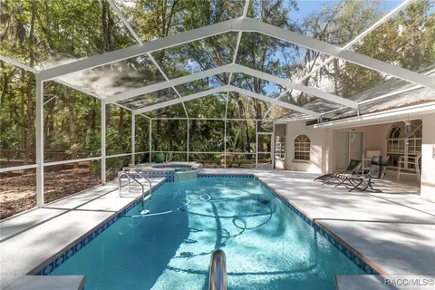 Exterior - 90 Winding River Ln, Inglis, FL 34449 photo 11 of 26