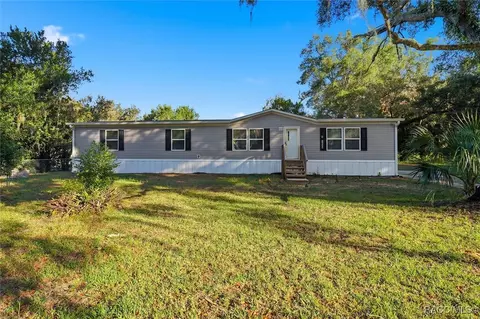11211 SE 201st St, Inglis, FL 34449