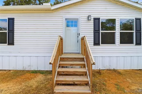 61 Jerry St, Inglis, FL 34449 photo 5