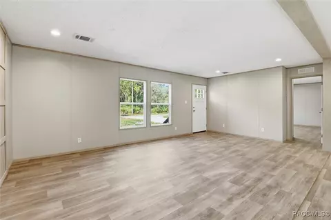 61 Jerry St, Inglis, FL 34449 photo 9