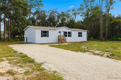 61 Jerry St, Inglis, FL 34449 photo 3