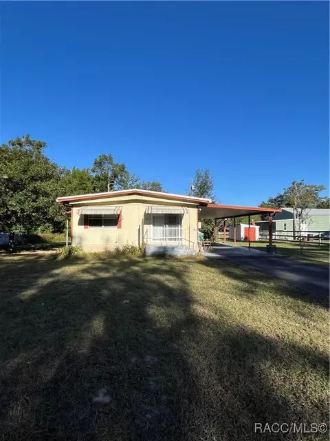 7799 W Fern Pl, Homosassa, FL 34446