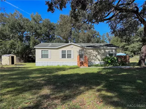 9436 S Starfish Ave, Floral City, FL 34436