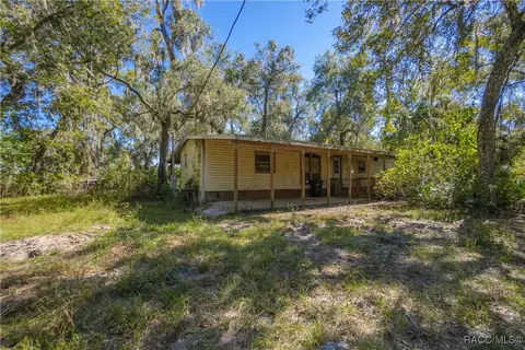 7595 S Hollow Pt, Floral City, FL 34436
