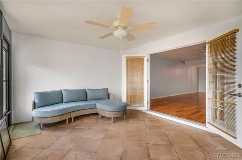 Exterior - 186 E Glassboro Ct #4B, Hernando, FL 34442 photo 5 of 18