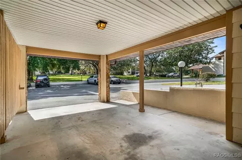 Exterior - 186 E Glassboro Ct #4B, Hernando, FL 34442 photo 4 of 18