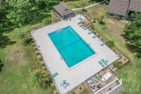 Exterior - 186 E Glassboro Ct #4B, Hernando, FL 34442 photo 16 of 18