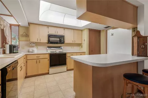 4980 E Rugby Trl, Hernando, FL 34442 photo 4