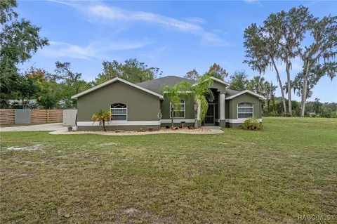 9013 E Gospel Island Rd, Inverness, FL 34450