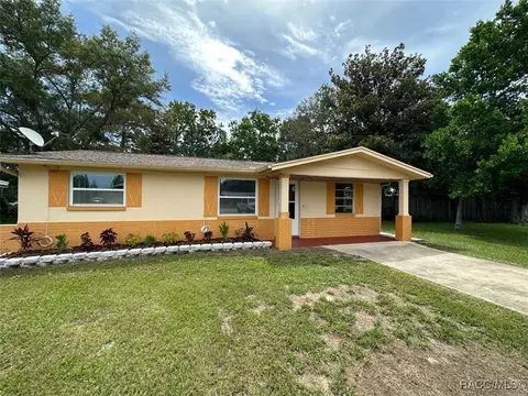 6 Jessie Ct, Beverly Hills, FL 34465