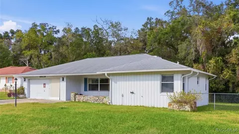377 W Sugarmaple Ln, Beverly Hills, FL 34465