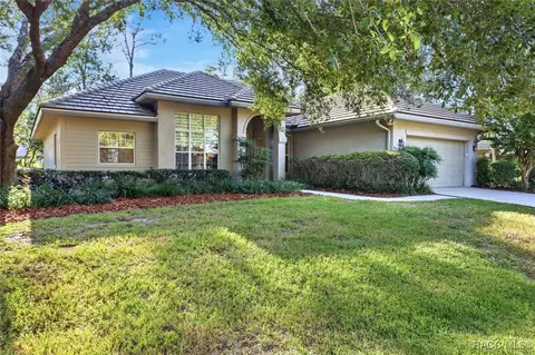 3062 N Barton Creek Cir, Lecanto, FL 34461