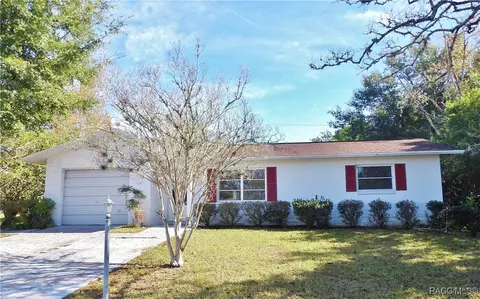 515 S Monroe St, Beverly Hills, FL 34465