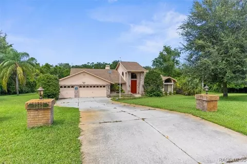 7242 River Country Dr, Weeki Wachee, FL 34607 photo 1