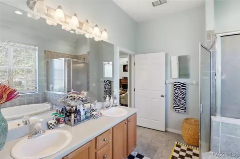 Bath - 3542 N Chandler Dr, Hernando, FL 34442 photo 2 of 4
