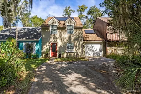 812 W Dampier St, Inverness, FL 34450