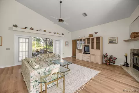 Living - 631 E Liberty St, Hernando, FL 34442 photo 2 of 5