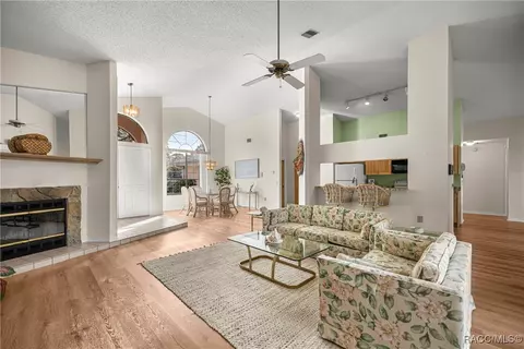Living - 631 E Liberty St, Hernando, FL 34442 photo 4 of 5