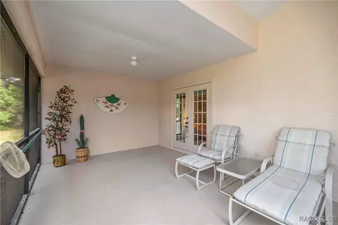 Exterior - 631 E Liberty St, Hernando, FL 34442 photo 6 of 17