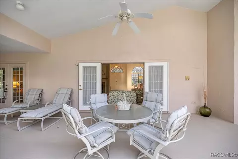 Exterior - 631 E Liberty St, Hernando, FL 34442 photo 4 of 17