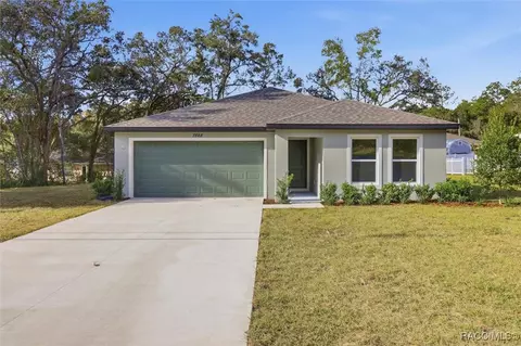 7888 N Pitcairn Way, Dunnellon, FL 34434