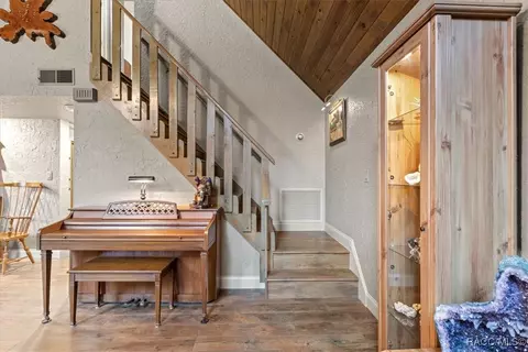 Entry Way - 154 SE Hammock Rd, Inglis, FL 34449 photo 2 of 2