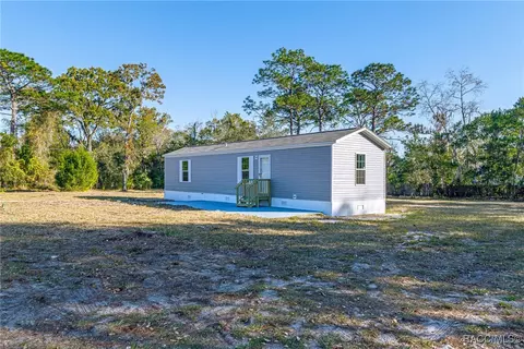 6124 W Cardinal St, Homosassa, FL 34446