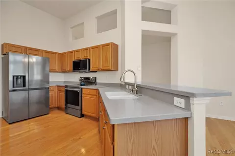 Kitchen - 83 W Mickey Mantle Path, Hernando, FL 34442 photo 1 of 4