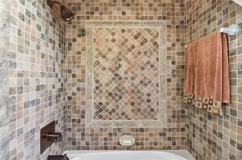 Bath - 1404 N Ridge Meadow Path, Hernando, FL 34442 photo 7 of 10