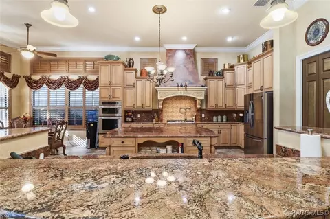 Kitchen - 1404 N Ridge Meadow Path, Hernando, FL 34442 photo 2 of 3